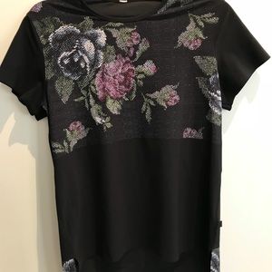 Lululemon floral tee